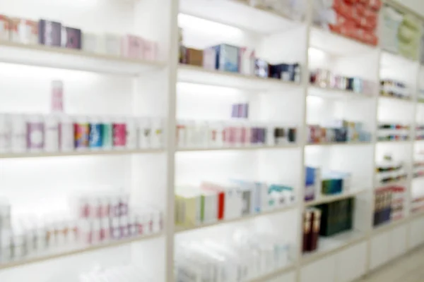 Wazig geneeskunde kabinet en winkel geneeskunde en farmacie drugstor — Stockfoto