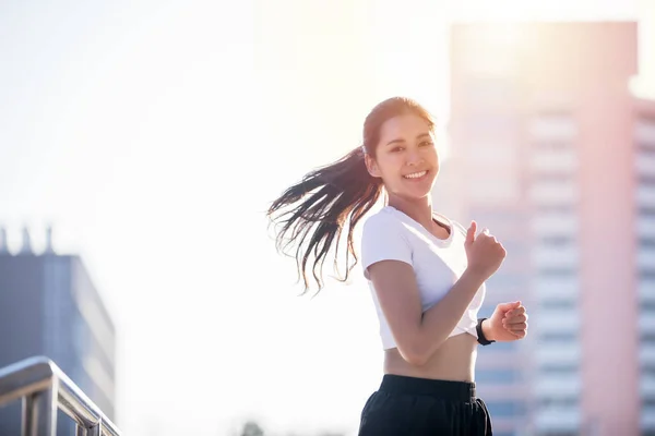 Glimlachen Aziatisch Jong Fitness Sport Vrouw Running Sportieve Mensen Training — Stockfoto