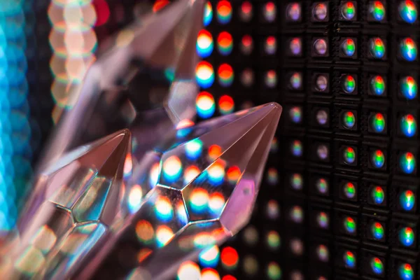 Cristalli sullo sfondo della parete LED — Foto Stock