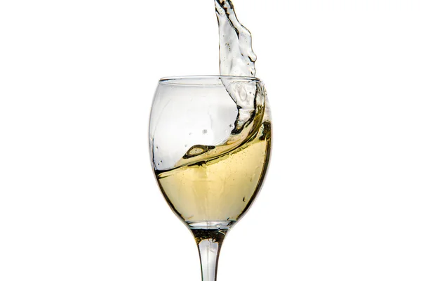 Винний келих з бризкими краплями шампанського — стокове фото