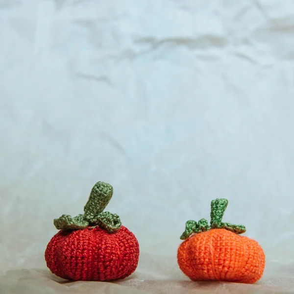 Dua knitting pumkins — Stok Foto