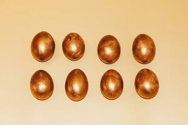 Δύο σειρές από χρυσά αυγά — Φωτογραφία Αρχείου