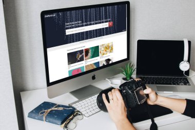 Profesyonel fotoğrafçı Ofis Masası çalışma
