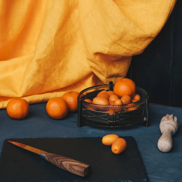 Jeruk Keprok Dan Kumquat Atas Meja — Stok Foto