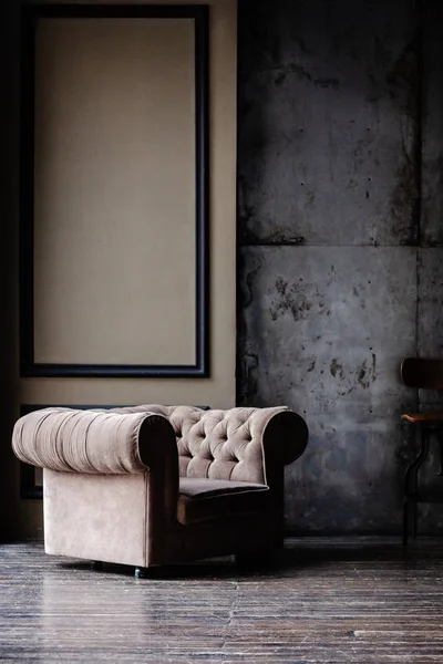 Poltrona marrone in studio loft — Foto Stock