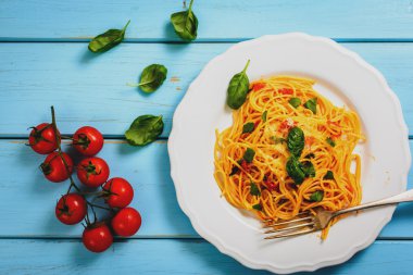 Domates soslu spagetti.