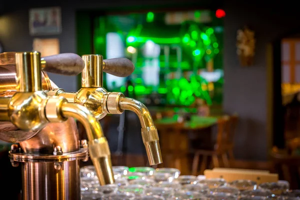 Draught beer tap