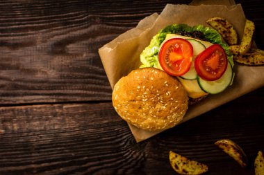 Izgara sığır eti hamburger