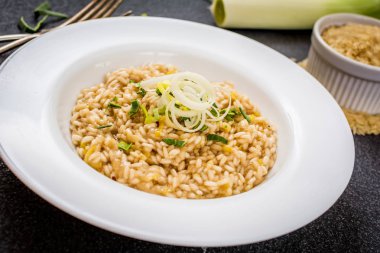 Risotto pırasa ile