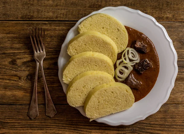 Traditional beef goulash — Stock Photo, Image