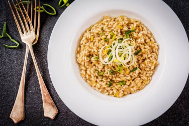 Risotto pırasa ile