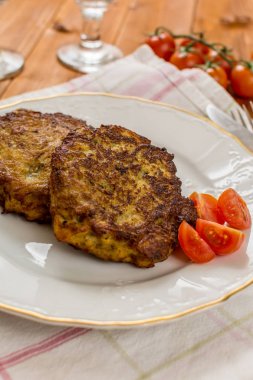 Kızarmış patates tava keki