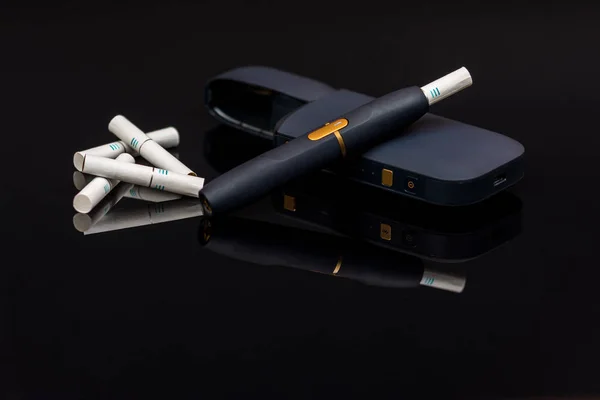Электронная сигарета — стоковое фото
