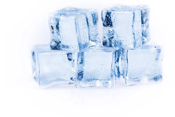 Muchos cubitos de hielo — Foto de Stock