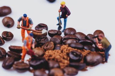 Rakamlar kahve üzerinde çalışma