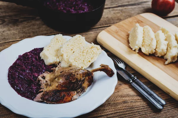 Pato al horno checo — Foto de Stock