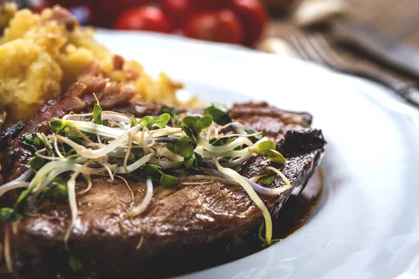 Grilled pork neck — Stock Photo, Image