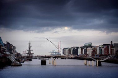 Samuel Beckett bridge, river liffey Dublin İrlanda