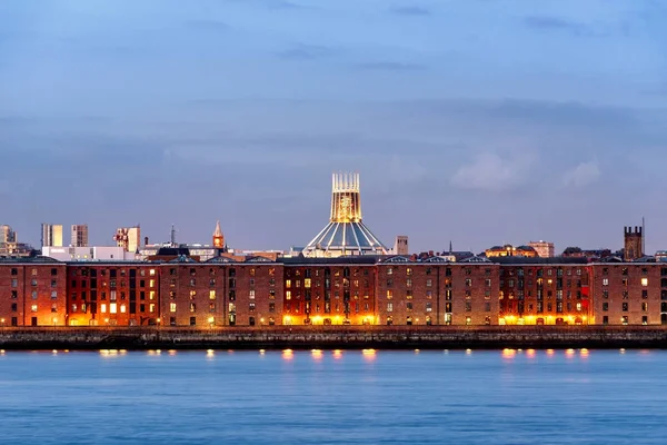Liverpool front de mer, Entrepôts-Angleterre Royaume-Uni — Photo