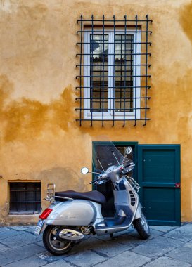 Motorlu Scooter, İtalya 