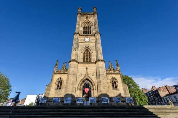 Chiesa di Luke Liverpool Inghilterra — Foto Stock