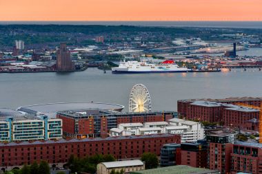 Liverpool manzarası ve albert dock