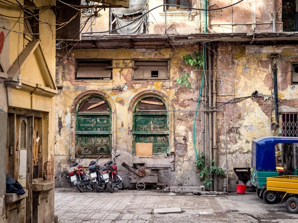 Derelict building in Peshawar