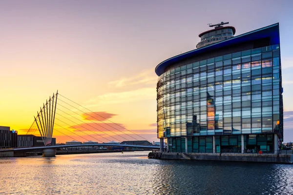 Millennium Bridge at Salford Quays — Stock Photo, Image