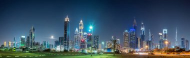 Modern Dubai şehir silüetinin