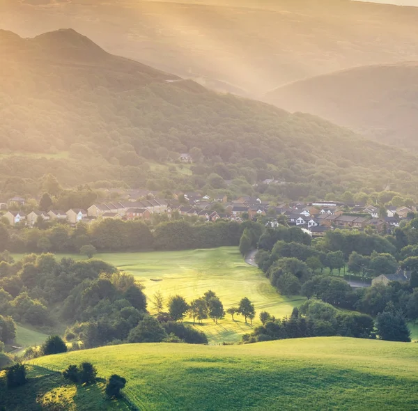 Yeşil alan ile kırsal manzara — Stok fotoğraf
