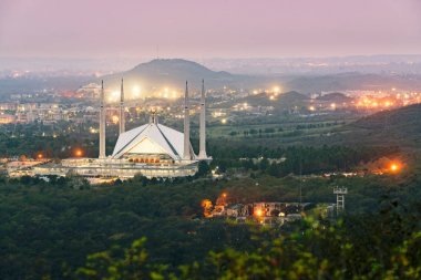 Faysal Camii Islamabad manzara hakim
