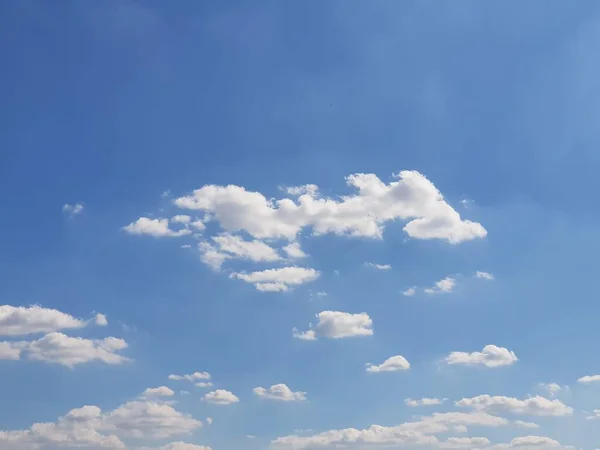 Naturalne Tło Błękitne Niebo Chmury — Zdjęcie stockowe