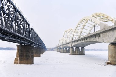 Harbin, Heilongjiang Province, Çin Songhua (Sungari) Nehri ve Binzhou demiryolu Köprüsü