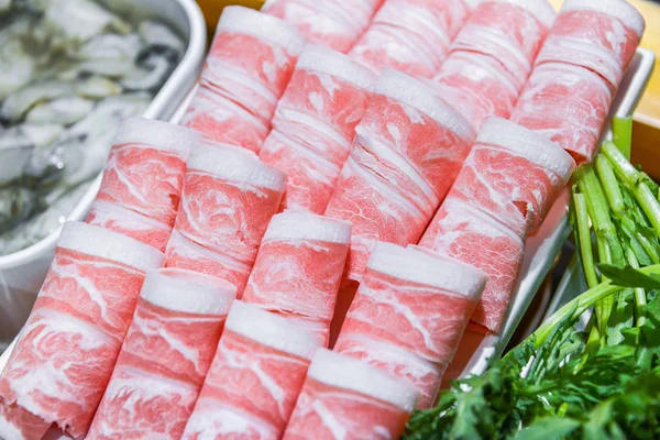 Shabu shabu hotpot Estilo japonés con tobogán de cerdo y tocino — Foto de Stock