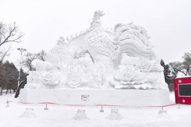 Harbin, Çin - 21 Ocak 2017: Kar Çin, Harbin Güneş Adası Uluslararası kar heykel sanat Expo heykeller. Harbin şehri, Heilongjiang, Çin'de bulunmaktadır.