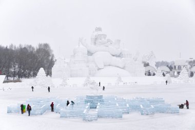 Harbin, Çin - 21 Ocak 2017: Kar Çin, Harbin Güneş Adası Uluslararası kar heykel sanat Expo heykeller. Harbin şehri, Heilongjiang, Çin'de bulunmaktadır.