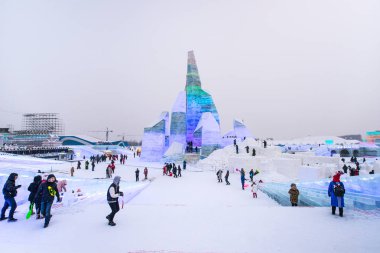 Harbin, Çin - 21 Ocak 2017: Harbin uluslararası buz ve kar heykel Festivali Harbin yer alır bir yıllık Kış Festivali olduğunu. Dünyanın en büyük buz ve kar Festivali olduğunu.