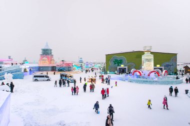 Harbin, Çin - 21 Ocak 2017: Harbin uluslararası buz ve kar heykel Festivali Harbin yer alır bir yıllık Kış Festivali olduğunu. Dünyanın en büyük buz ve kar Festivali olduğunu.