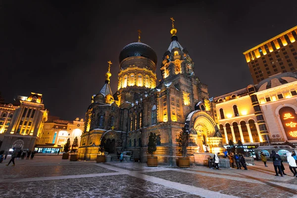 Harbin, Çin - 20 Ocak 2017: St. Sophia Katedrali Harbin'de, 1907 yılında inşa edilmiş ve 1997 yılında müze haline döndü. 53,3 metre (175 ft) uzun boylu standları, 721 m2'lik bir alanı kaplar