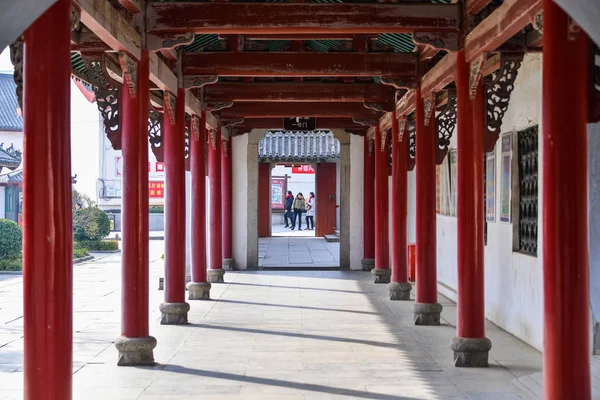 WUHAN, China - 24 ENE 2017: El Templo Guiyuan es un templo budista ubicado en la ciudad de Wuhan, provincia de Hubei, China. Fue construido en el año 15 de Shunzhi (1658), dinastía Qing . —  Fotos de Stock