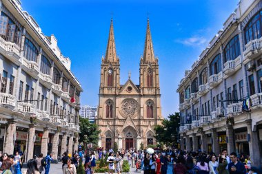 Guangzhou, Çin - 03 Nisan 2017: Sacred Heart Katedrali. bir Gotik Revival Roma Katolik katedral Guangzhou, Çin