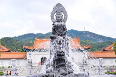 Zhuhai, Çin - Nisan 16: Putuo Tapınağı turistik biridir. Zhuhai city, Guangdong, Çin tarihinde 16 Nisan 2017 landmark tapınaktır