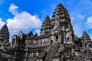 Wat Angkor Kamboçya ve dünyanın en büyük dini anıt karmaşık bir tapınak olduğunu
