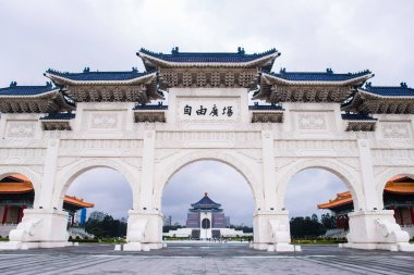 Chiang Kai-shek Memorial Hall Taipei, Tayvan, bir Ulusal Anıtı, Simgesel Yapı ve Turizm cazibe Cumhurbaşkanı Chiang Kai-Şek bellekte dikilmiş olduğunu.