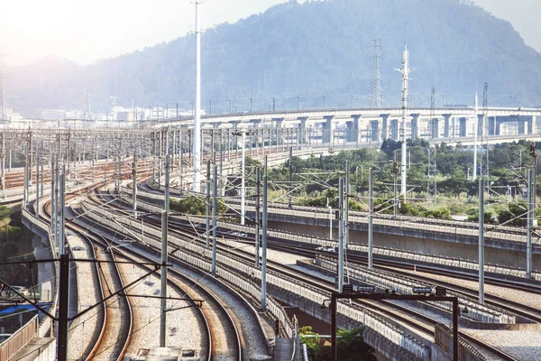 O complexo da ferrovia de alta velocidade — Fotografia de Stock