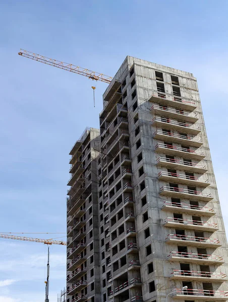 Prefabrik ev ve kule vinçleri. 1