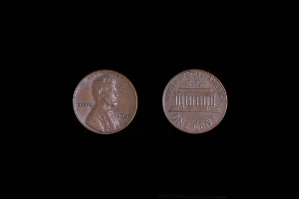 Coin Cent 1964 Lincoln Penny Inglês Fundo Preto Close — Fotografia de Stock