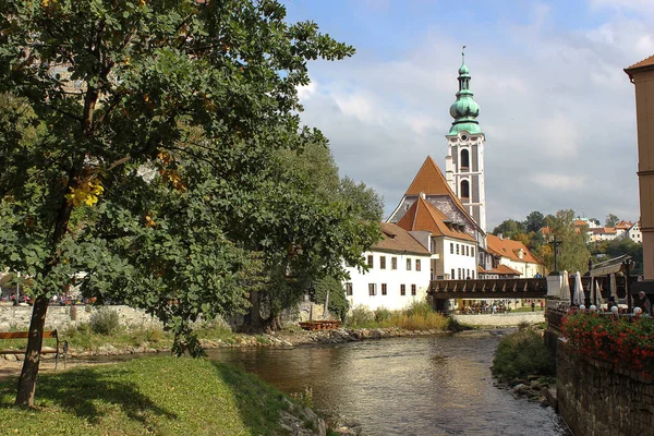 Krajobraz Pragi, Czechy. Piękny krajobraz starego miasta. Krajobraz miejski, budownictwo. — Zdjęcie stockowe