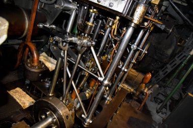 Münih, Almanya - 18 Ocak 2020: Alman Teknik Müzesi dünyanın en büyük bilim ve teknoloji müzesidir ve bunlardan biri en büyük koleksiyon gemisi modellerinden biri olan birçok farklı teknik alanlara sahiptir..