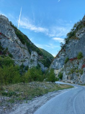 Dağ manzarasının manzara fotoğrafı